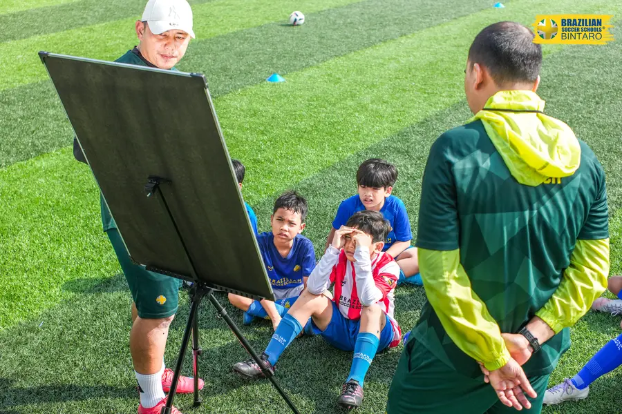 BSS Bintaro licensed coaches leading a training session
